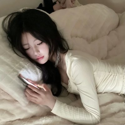 红衣少女