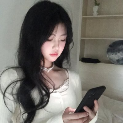 背带短裤丧尸来袭